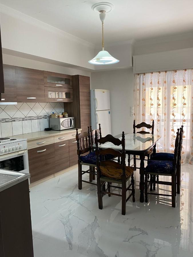 NafpaktosJo'S Houseアパートメント エクステリア 写真